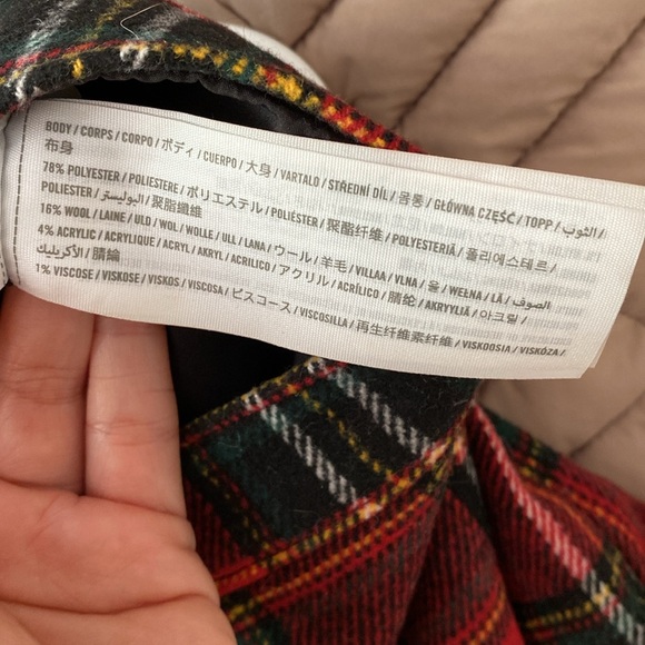 Hollister Red Plaid Wool Blend mini skirt - Picture 4 of 4